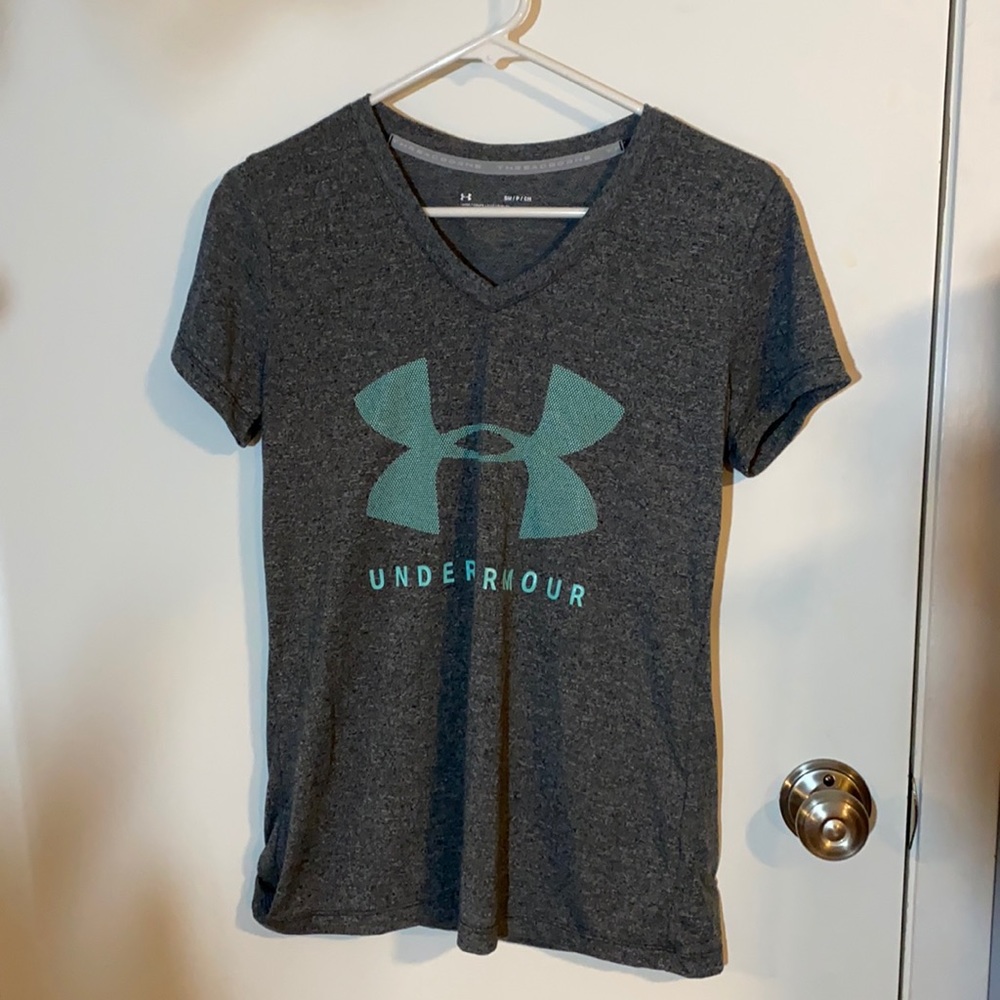 Women’s S Under Amour Tee